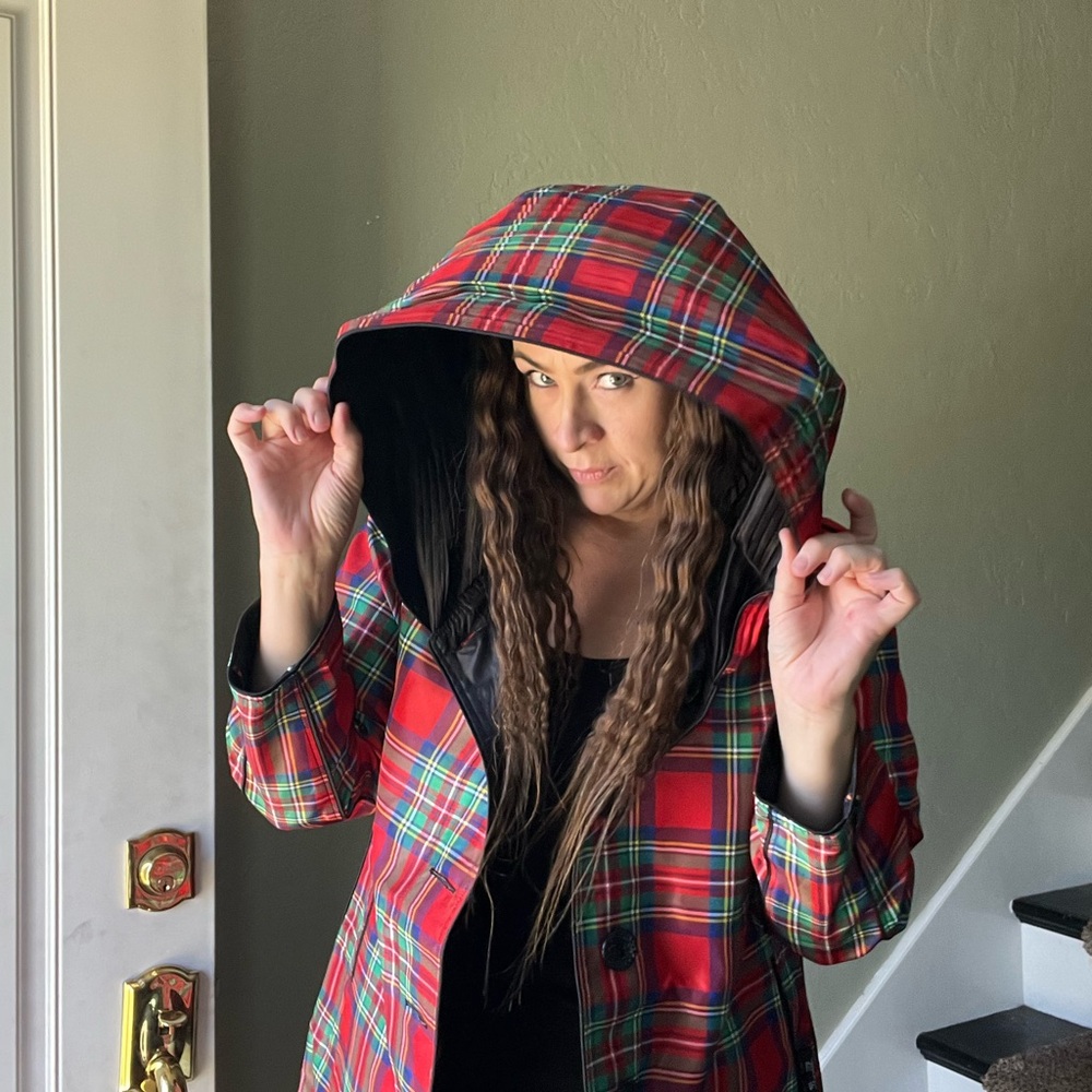NWT Oopera Reversible S & XL Raincoat red black plaid j2315rw-1 Button Up Hooded